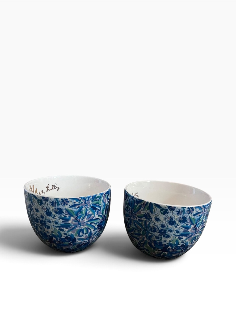 New Pair Of Lilly Pulitzer Large Ceramic Mugs Coffe Cups Blue Floral Gold Trim